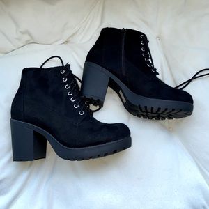 Black women’s boots